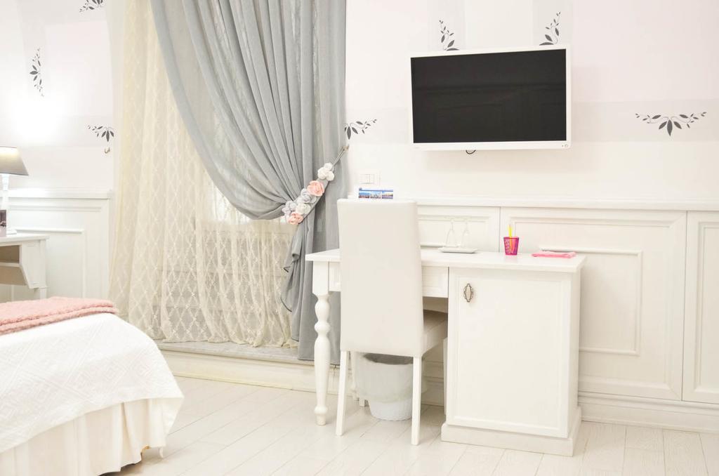 Domus Rosa Bed & Breakfast Napoli Phòng bức ảnh